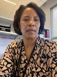 Welcome to Yolanda's Real Estate Corner! Tonight's word: Appraisal! Tune in  every week where we explore real estate from an educational point of view!  #realestate #realestatewords #tuneinforrealestate