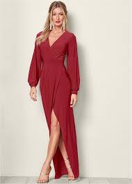 Loose Surplice Long Dress Is Perfect For A Casual Evening Paired With High Heels And Beaded Tassel Earrings In 2020 Fashion Purple Long Dress Long Dress