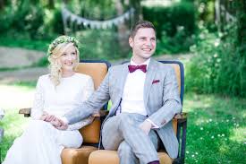 Du hast dich mit deinen freundinnen. Marrymag Eine Gartenhochzeit Im Boho Stil Jenny Stefan