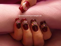 Zum glück brauchst du auch keinen. Fingernagel Dekoration Mit Pailletten Schmucknagel