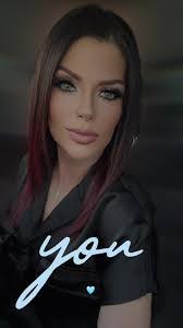 Crystal Shae's Instagram, Twitter & Facebook