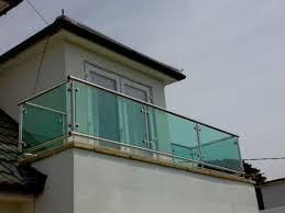 Para realizar ofertas deben mirar a la cámara y levantar la mano para que el martillero tome su oferta,cuando nadie mas oferte por el lote en subasta,el martillero indicara el nombre del comprador ,el precio de venta,y si el precio fue por el lote completo,por cada pieza,por kilo o por unidad de medida. Resultado De Imagen Para Barandales De Aluminio Barandales De Aluminio Barandal Moderno Barandales