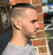 Skin Fade Short Hair Man Bun Men S Hairstyles Mens Hairstyles Short Haircuts For Men Mens Haircuts Short