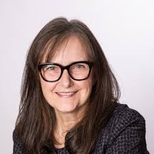 After a rewarding decade of leading program design and innovation at  Touchstone Institute, I am thrilled to be returning to my consulting  practice this fall.