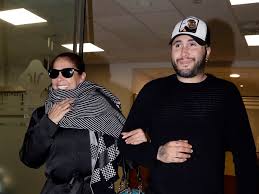 ¿Hay reconciliación entre Kiko Rivera y su madre Isabel Pantoja? De momento, el Dj no revela detalles