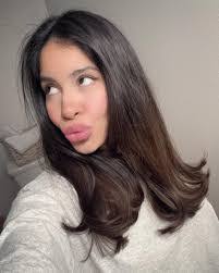 Rose Velasquez's Instagram, Twitter & Facebook