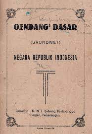 Fungsi pertahanan negara indonesia dilaksanakan oleh tni. Undang Undang Dasar Negara Republik Indonesia Tahun 1945 Wikipedia Bahasa Indonesia Ensiklopedia Bebas
