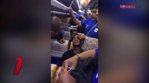 Telapak kaki, muka, tangan, lutut lisa berdarah gara² pecahan kaca itu. Simak Videonya Pemain Persib Bandung Febri Haryadi Dan Omid Nazari Berdarah Terkena Pecahan Kaca Bus Kesatu Co