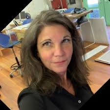 After a long application and decision process, I am thrilled to announce  that I will be perusing my J.D.