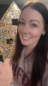 I finished my LEGO house! via Lauretta Quincey