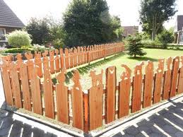 Weitere Ideen Aus Larchenholz Auricher Zaunkonig Garten Zaun Ideen Gartendekoration Sichtschutzzaun Garten