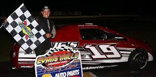 Larry Welling Takes Modified Feature Event Win Saturday At Evans Mills
