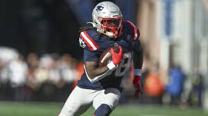 Patriots Make Running Back Move After Rhamondre Stevenson Injury