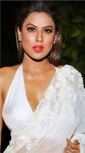 Nia did role of anu in kaali and was seen in star plus ek hazaron mein meri behna as maanvi. Nia Sharma Puts On An Eye Popping Display In White Saree And Backless Blouse While Showing Off Her Hot Curves In Insta Pics Latestly