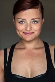 Pak se začal vysílat most!, nejdiskutovanější televizní seriál posledních let. Erika Starkova Gallery Tvmaze