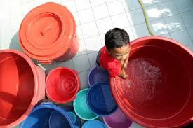 Expatica is the international community's online home away from home. Klang Valley Anxious Over 80 Hour Water Cut Which Starts Today Se Asia News Top Stories The Straits Times