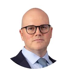 Mackenzie Europe Team