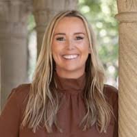 Ashley Landers's Instagram, Twitter & Facebook