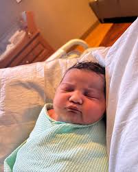 It's time for you to enter our world 🌎🥺❤️⌛️ Photo credits : Allison Mosley  Photography🫶🏽