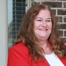 About Julia Ledbetter