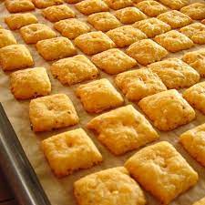 Melt In Your Mouth Homemade Cheese Crackers Homemade Cheese Crackers Homemade Cheese Recipes