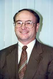 Dennis Barlow's Instagram, Twitter & Facebook