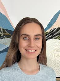 Kiera Lynch's Instagram, Twitter & Facebook