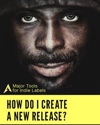 Steve Beckett, founder of Warp Records, tells us how to successfully run an  indie label for 17 years. The 'boring' stuff like people actually getting  payed is rather important! 📷: RBMA, 2007 #