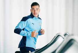 View the player profile of manchester city goalkeeper ederson, including statistics and photos, on the official website of the premier league. Ederson Moraes Facebook