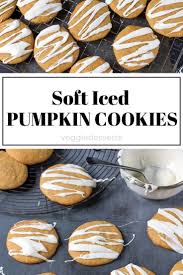 These Soft Iced Pumpkin Cookies Are Easy To Make And Absolutely Delicious The Soft Cake Like Pum In 2020 Iced Pumpkin Cookies Pumpkin Cookie Recipe Easy Vegan Dessert