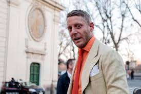 Todas las noticias sobre lapo elkann agnelli publicadas en el país. Lapo Elkann Sono Stato Graziato Da Dio Piu Volte