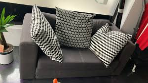 Danke an die Spender... 2 verschiedene Wohnungen konnten wir damit  bestücken und glücklich machen ❤️ Einen 2-Sitzer und einen Couchtisch für  eine kleine Familie und eine weitere kleine Couch und einen offenen