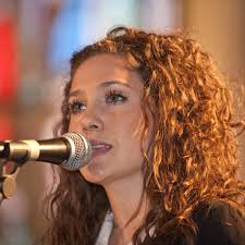 File:Maria Hazell singing in Vaxholms kyrka 2011 01.jpg
