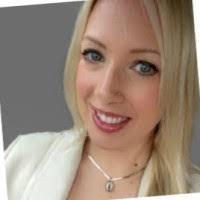 Stephanie Viselli's Instagram, Twitter & Facebook