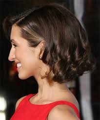 Последние твиты от ✖ hot indian girls ✖ (@indian_hot). India De Beaufort Medium Wavy Dark Brunette Hairstyle