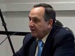 El juez que acusó a una prostituta por haberle robado la billetera seguirá  en su cargo: el jury no lo pudo destituir