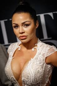 Maternity dresses as seen on amanda balk. Huwelijk Amanda Balk Voorbij Vanwege Tekort Aan Vertrouwen In Stavros T Linda Nl