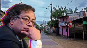 Cancillería del Perú califica de 'innecesaria' colocación de bandera  colombiana en Santa Rosa