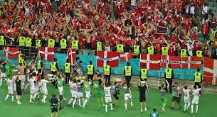 No mundo intenso na rádio pode escutar assim em todas as emissões online fm dos rádios que estão conectadas e as telepartidas podem acompanhar nas plataformas digitais, na página oficial. U 1j9yankmp4m