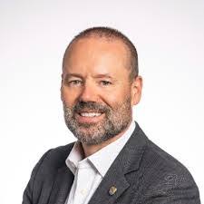 Greg Schuetz's Instagram, Twitter & Facebook