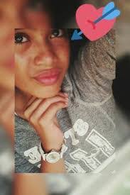 Eva Labbe's Instagram, Twitter & Facebook