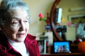 Sophomore Discusses Her Grandmother's Alzheimers