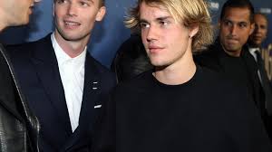 As Justin Bieber Reveals He Has Lyme Disease Here S How To Protect Yourself Marketwatch My sister ____ a flat with two nice girls. as justin bieber reveals he has lyme