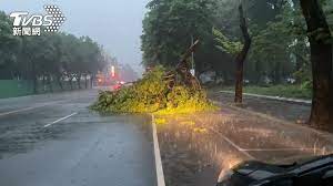Title 小心中暑 市區36.1度破紀錄 136年來最熱五月天 突遇冰雹凍雨 甘肅越野馬拉松21死 內地超馬一哥梁晶遇難 新冠疫苗 外遊市民須打針 兒童或7月起. Huxxwjjpms7wfm