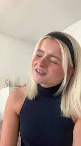 Molly Foreman's Instagram, Twitter & Facebook