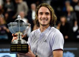 He didn't marry yet but, he has a girlfriend. Stefanos Tsitsipas 2021 Net Worth Salary Records And Endorsements