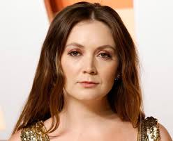 Kate Beckinsale Announces the Death of Her Mother Judy Loe Following Stage  4 Cancer Diagnosis