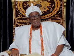 Tinubu celebrates Olubadan, Oba Olakulehin at 90 - The Street Journal