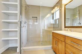 Sebagai gantinya kamar mandi yang memiliki desain modern dan minimalis biasanya lebih memilih menggunakan shower. 15 Contoh Desain Ruang Shower Pada Kamar Mandi Arginuring Arsitek