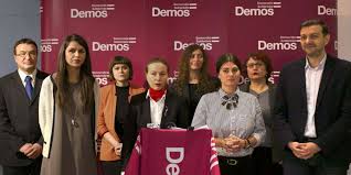 Maybe you would like to learn more about one of these? Demos La Europarlamentare Singurul Partid Care Propune Mai Multe Femei Decat BÄrbaÅ£i Pe Listele Sale Baricada